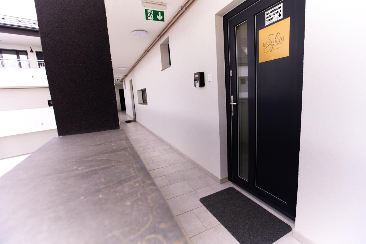 Starlight Bronze Szeged- Exclusive Apartment Exterior photo